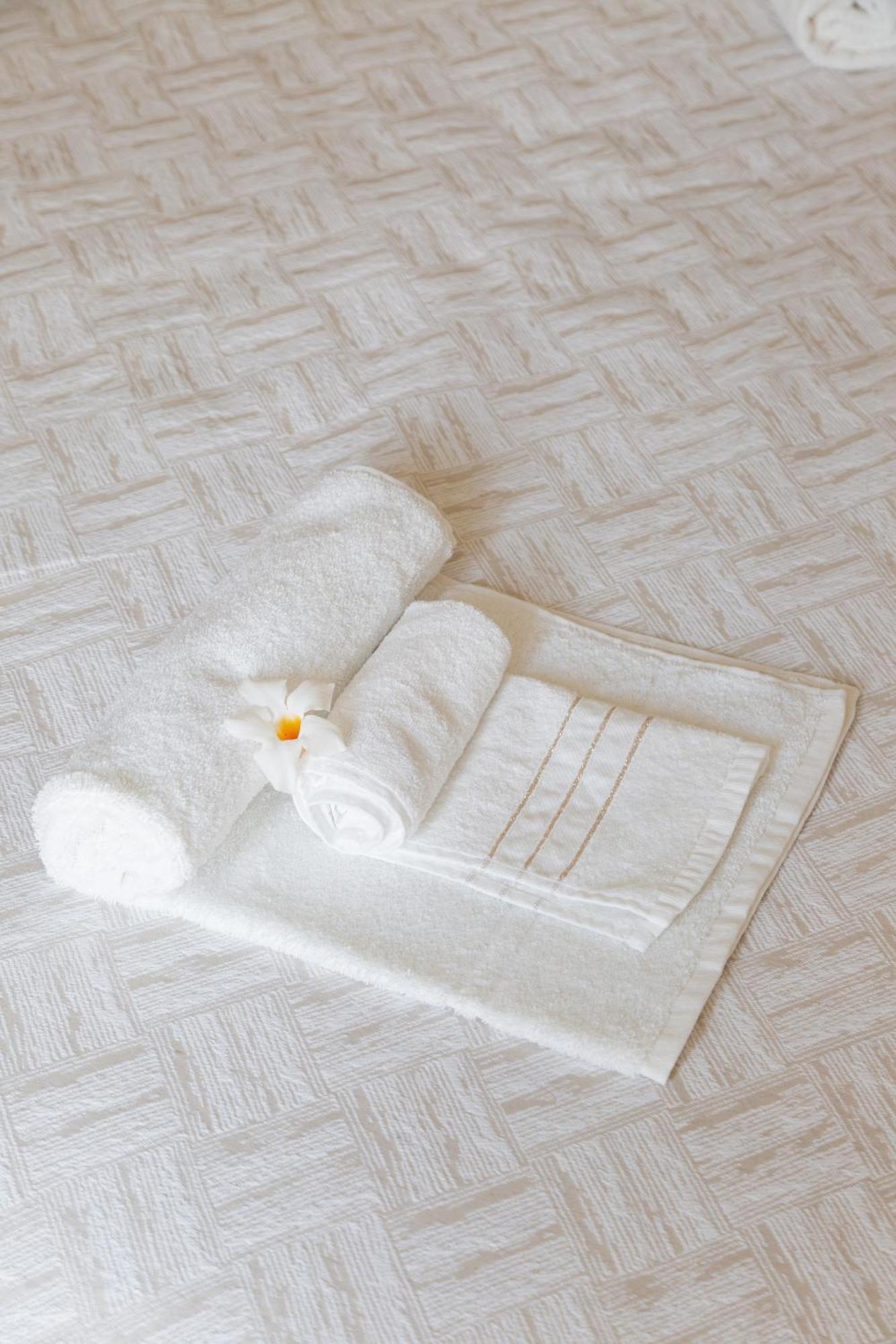 Residenza Elsa Hotel Domodossola Luaran gambar
